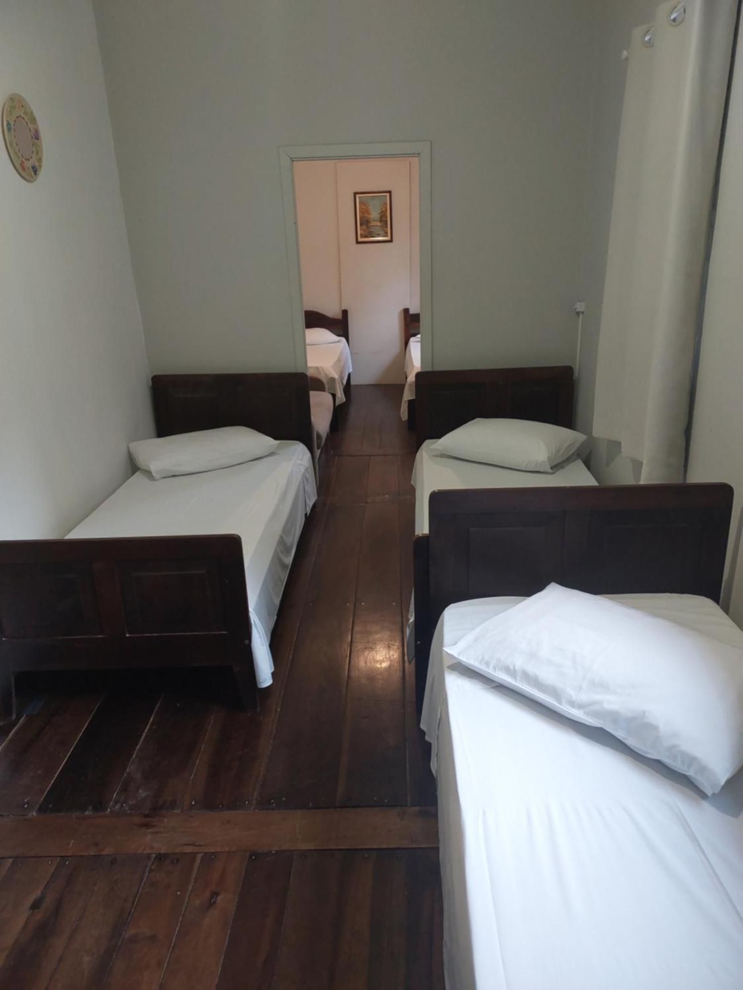 Hotel Hermann Блуменау Стая снимка