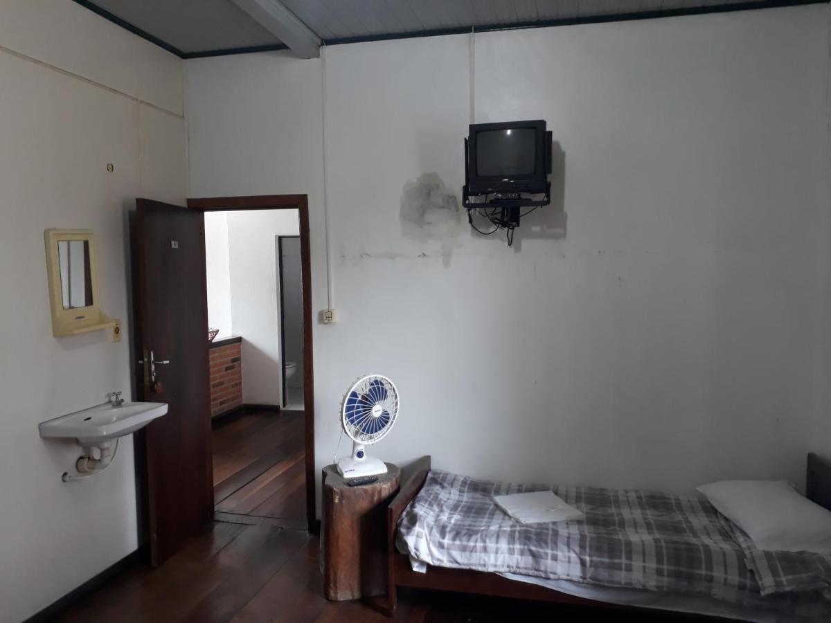 Hotel Hermann Блуменау Стая снимка